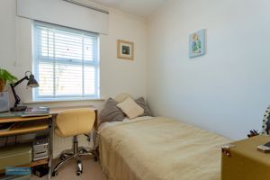 Bedroom- click for photo gallery